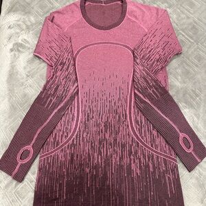 Lululemon Run Swiftly Tech Long Sleeve Crew Shirt Heathered Regal Plum SZ: 6